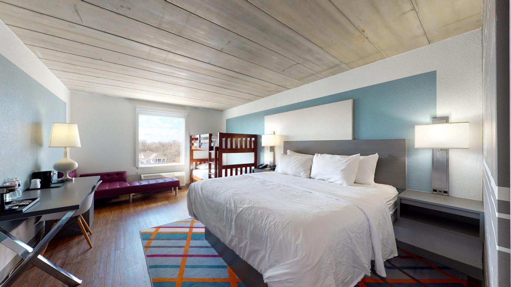 Aggieland Boutique Hotel College Station Exterior photo